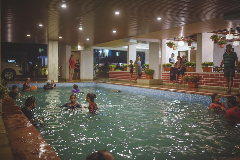 נגאון White House Beach Resort מראה חיצוני תמונה